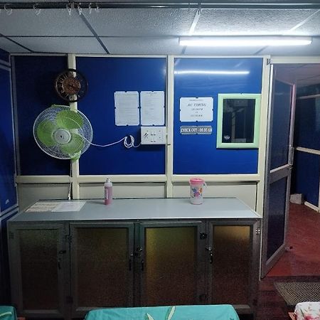 Rajeswari Ac Dormitory For Indian Males Only Port Blair Eksteriør billede